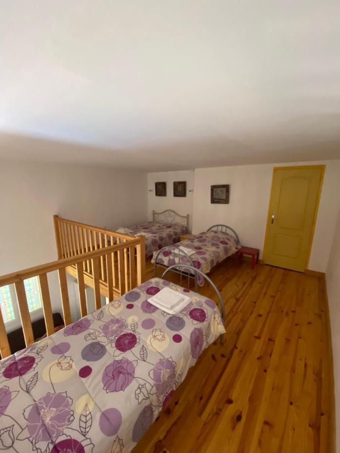Appartements " Le Clos De La Cerisaie" Кастийон-дю-Гар Екстериор снимка
